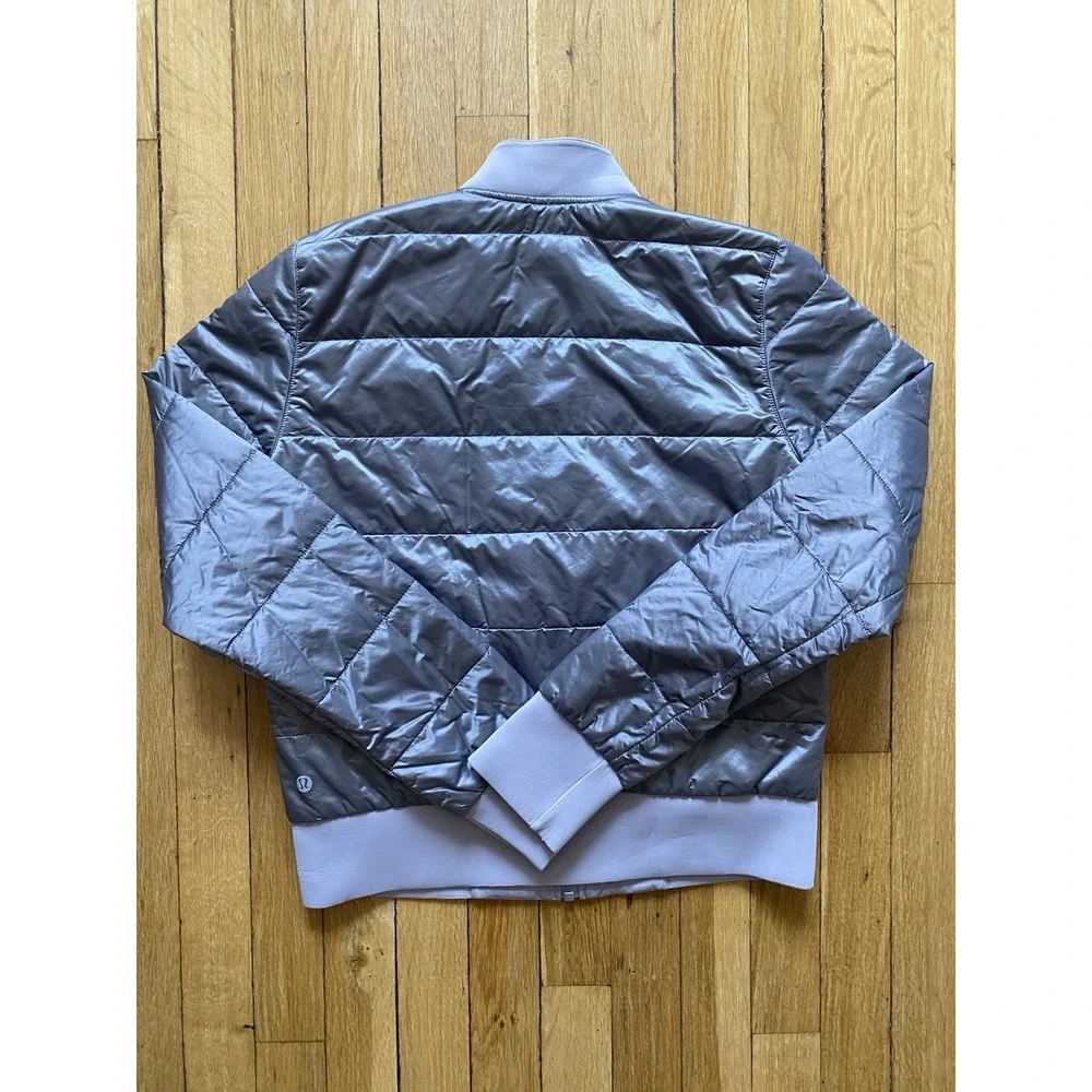 lululemon athletica please look